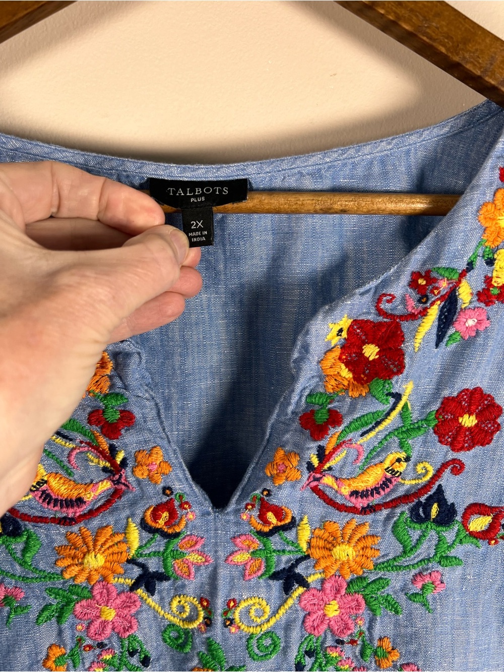 Talbots Plus Linen Cotton Embroidered Top 2X Floral Chambray Boho Coastal Folk - Picture 3 of 7